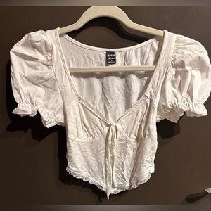 White Puff Sleeve Blouse Crop Top Size Small Holiday